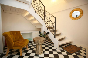 Swan City Apartment & Room